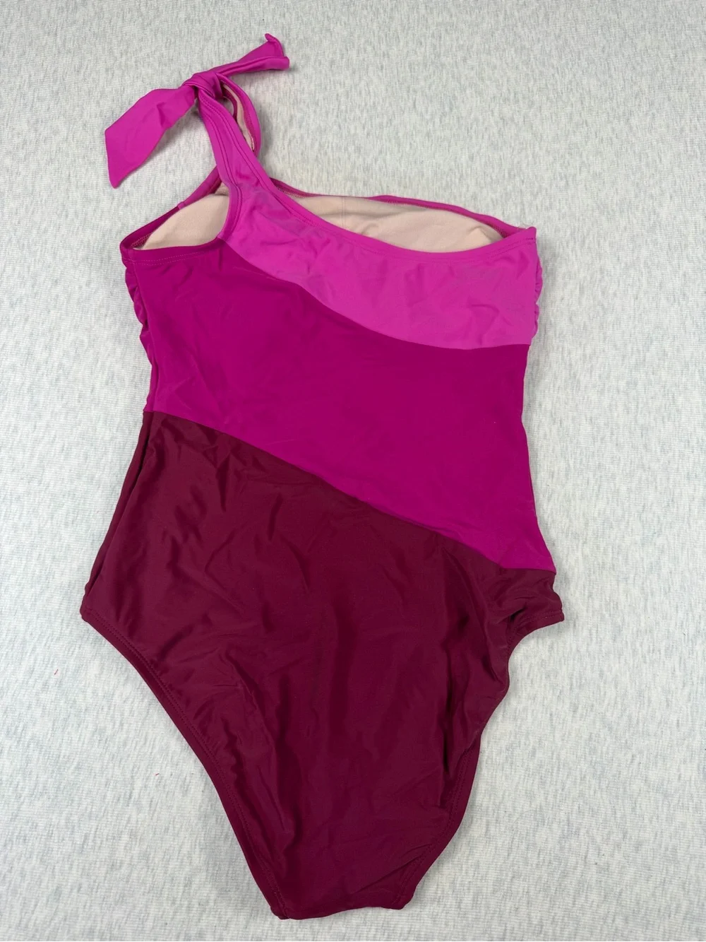 Aqua Couture One Shoulder Colorblock One Piece Swimsuit Size S NWOT Liner Intact